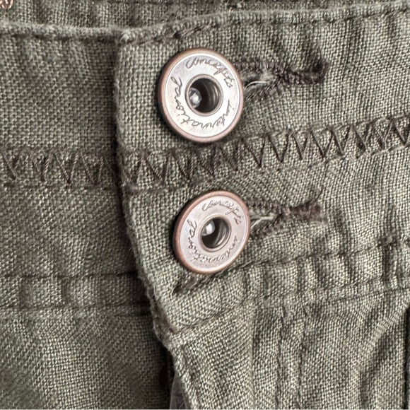 INC Olive Green Linen Cropped Pants With Sequins and Embroidered Details Size 8 - Picture 3 of 11